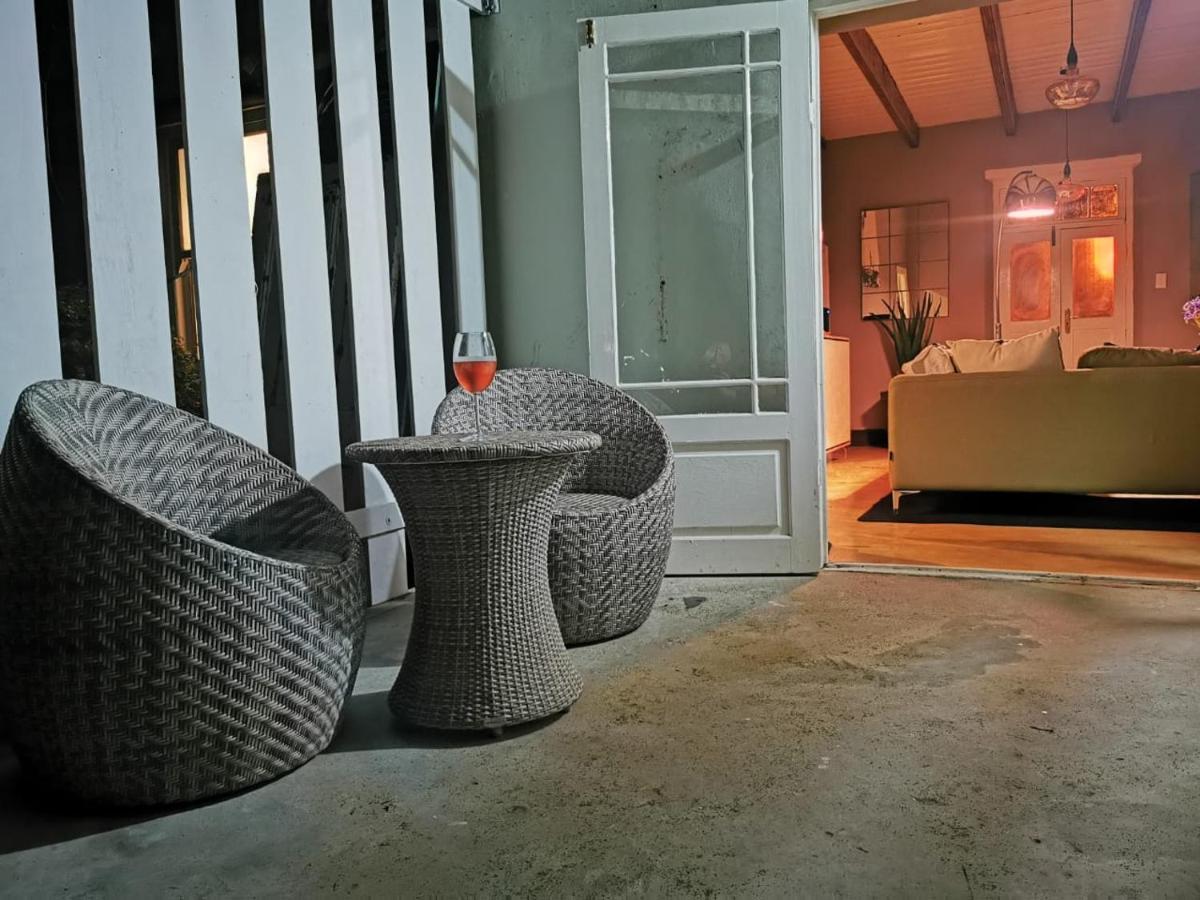 Aloe Cottage - 2 Bedroom Stanford Ngoại thất bức ảnh